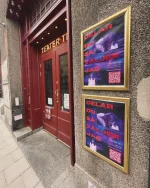 Dagens arbetsplats! Teater Tre❤️ @vrgslutscen2024dans @vrg.dans @annamatildaolofsson @jelnek 
.
Välkomna!

SLUTSCEN ”Delar du så väljer jag”, dansföreställning med och av eleverna i årskurs 3. Campus Viktor Rydberg 

Teater tre 
Rosenlundsgatan 2
118 53 Stockholm 

Bokningslänk: https://simplesignup.se/event/216897

Pris: 120kr (vuxen) 70kr (barn). 

Tisdag 28 maj kl.19.00
Onsdag 29 maj kl.16.00, kl.18.00 och 20.00